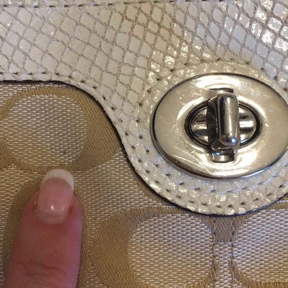 Coach Penelope Signature Crossbody Khaki F16536 - Picture 5 of 8